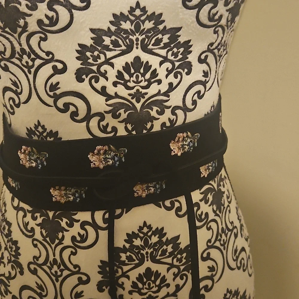 White House black market embroidered obi belt New